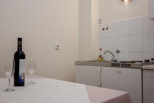 www.apartmani-bozica.com