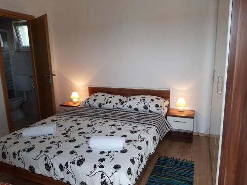 www.apartmani-iva-janes.hr