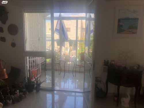 www.holylandhotel.com