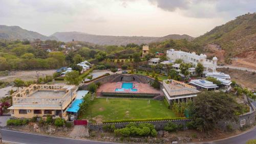 www.devipalaceresort.com