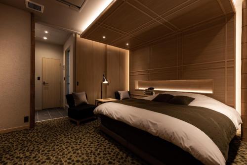 www.senatorhotelapts.com