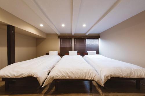 www.hotelcashiers.com