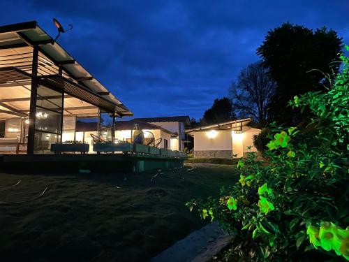 www.lipalihotel.com