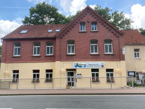 www.am-koenigszinnenberg.de