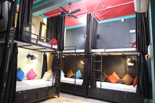 www.escapadehostel.com