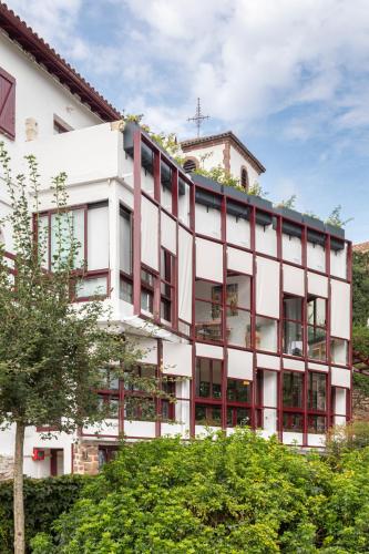www.aubergehiribarren.fr
