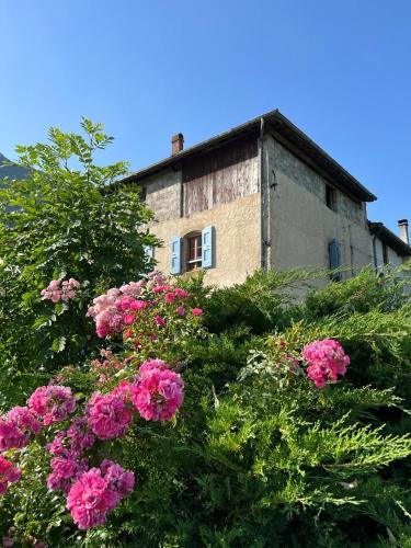www.lacledeschamps-ardeche.com