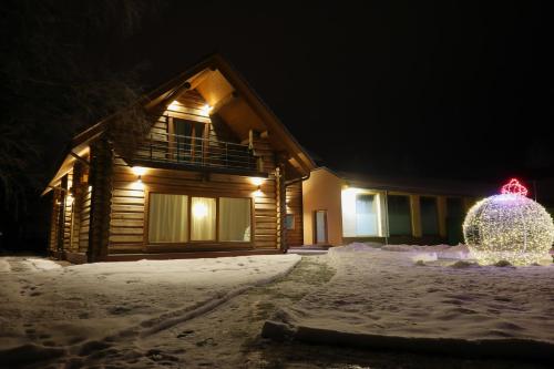 www.hotelvillarose.com