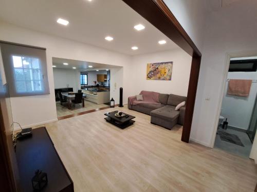 www.azizidevelopments.com