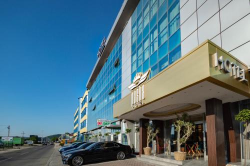 www.hotel-royalpark.com