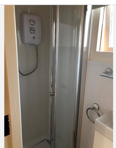 www.lindenhomes.co.uk
