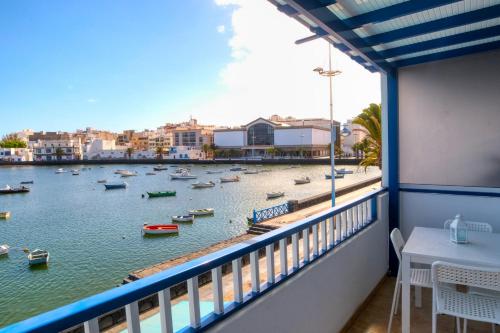 www.lanzarotevacationhomes.com