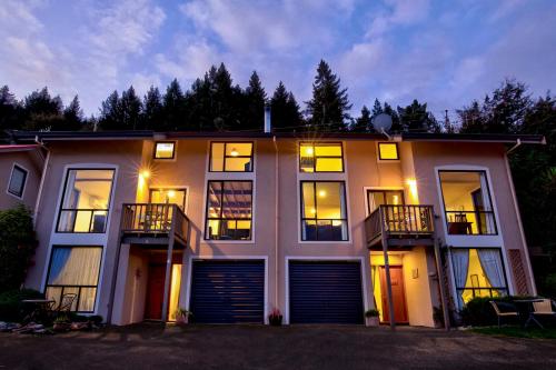 www.tiaara-cottage.com