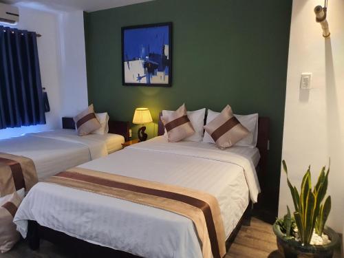 www.hotelsangiustoroma.com