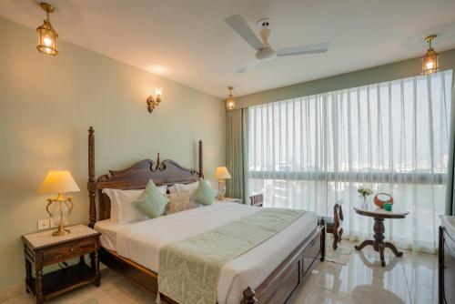 www.35sahakarsuites.com