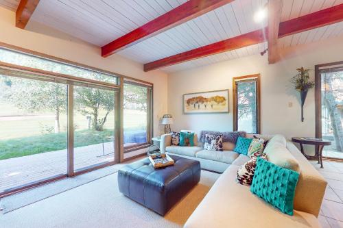 www.xihuresort.com
