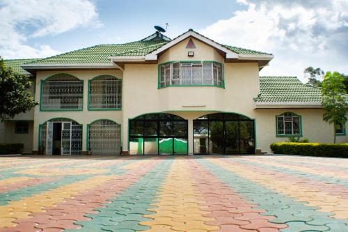 www.royallionhotel.com