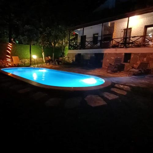 www.casthotels.com