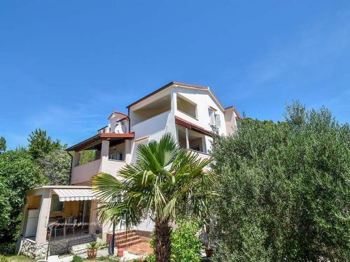 www.apartmani-jaklin.com