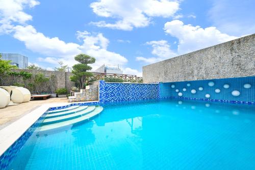 www.calihotels.vn