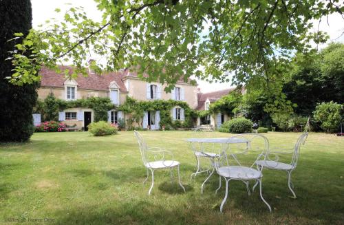 www.clos-saintpaterne.com