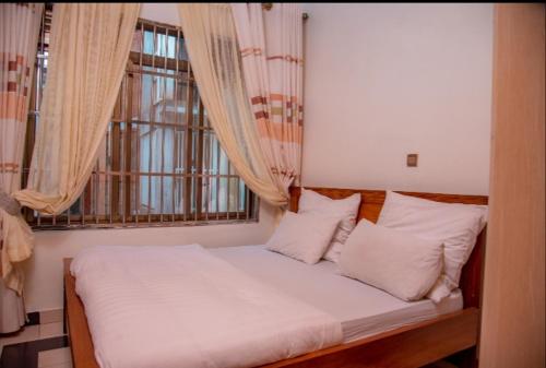 www.grandpalmsresortmb.com