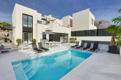 www.villaelpaso.es