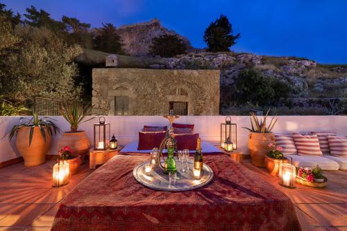 www.lindos-rhodes.gr