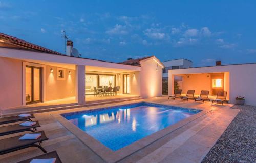 www.villafran.com