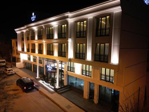 www.operlahotels.com