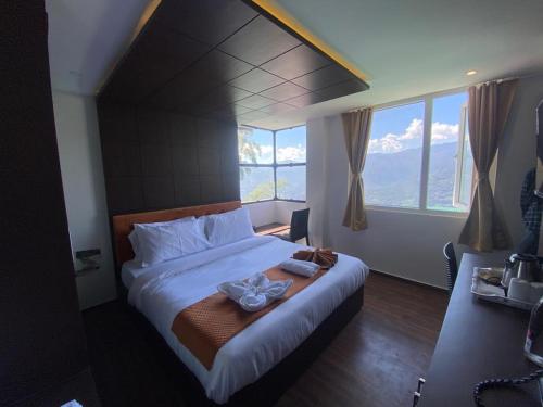 www.hotel9atop.com