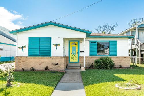 www.awavefromitallgalveston.com
