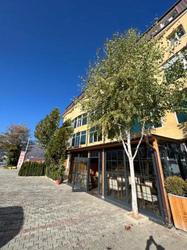 www.hotel-lagus.hr