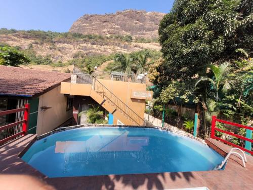 www.mumbrahillresort.com