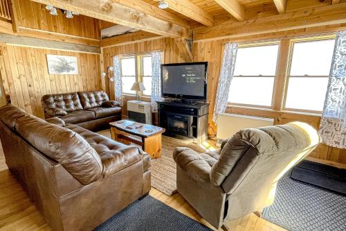 www.thesuttlelodge.com