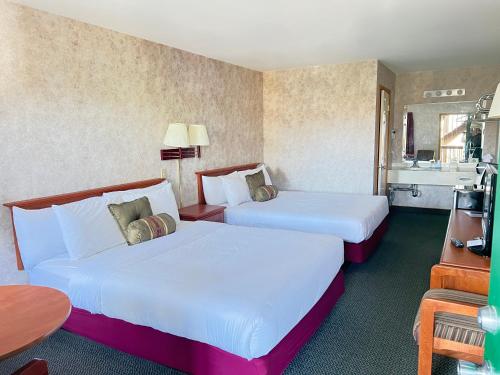 www.bluewatermanor.com