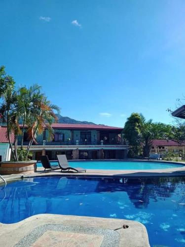 www.lavistapansolresort.com