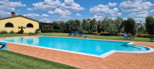www.osteriavecchia.com