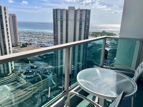 www.alamoanahotelhonolulu.com