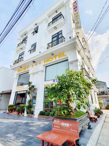 www.ruby-hotels.com
