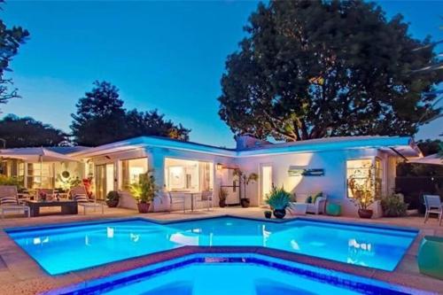 www.thevictoriaparkhotel.com
