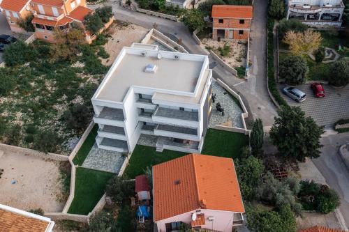 www.imperial-apartments.com
