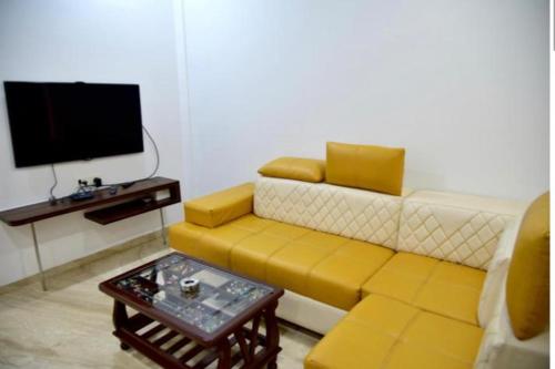 www.apexpcl.com