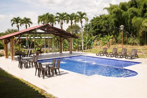 www.fincahoteleldescanso.com