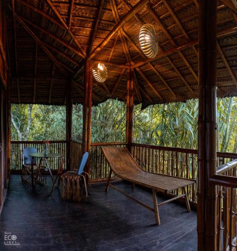 www.uravubamboogrove.com