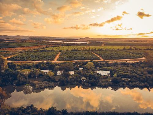 www.ndlovuriverlodge.co.za