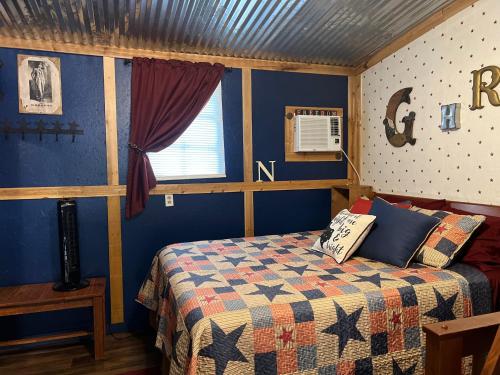 www.acornhideawaycanton.com