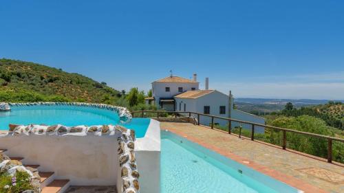 www.hotelruralaltabrida.com