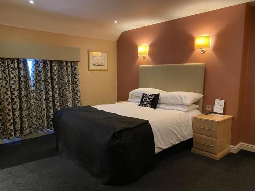 www.oldewindmillinn.co.uk