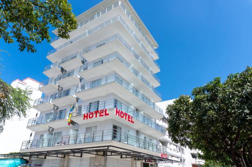 www.hotelmarcopoloroma.com